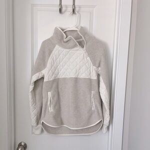Asymmetrical zip fleece